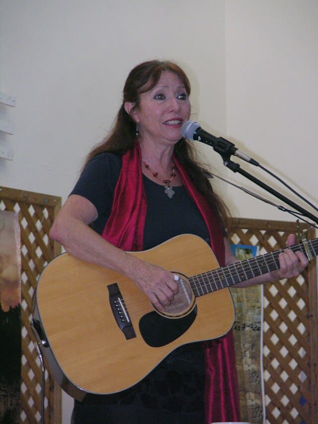 Shuli_Nathan_(photo_by_Daniel_Nasibov)_02